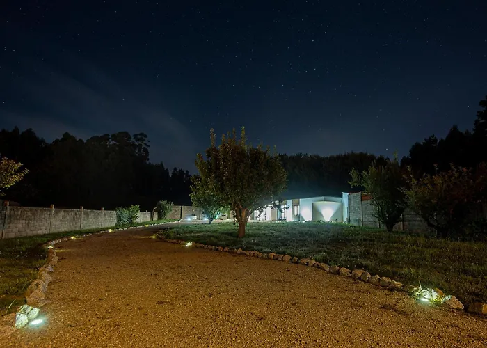 בית נופש O Remanso Do Corgo אוליירוס